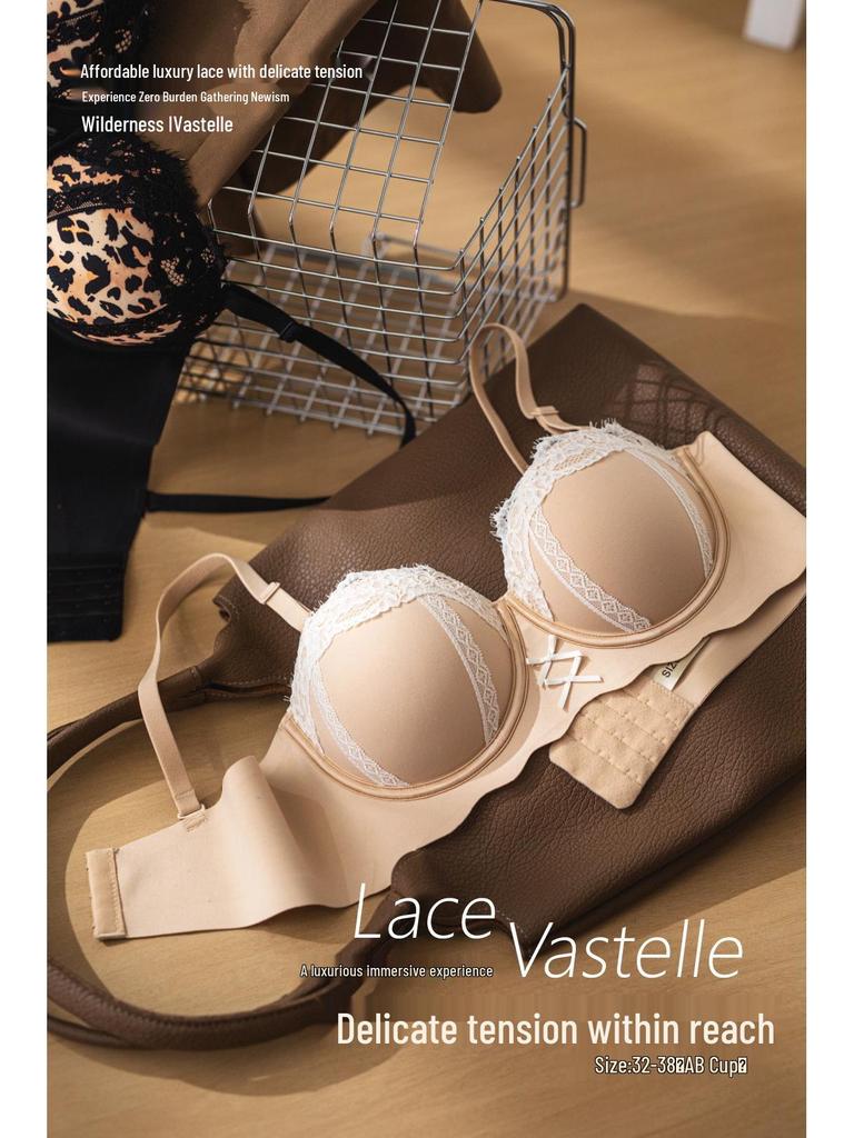 Leopard Print Strapless Lift Bra with Adjustable Underwire for Small Busts