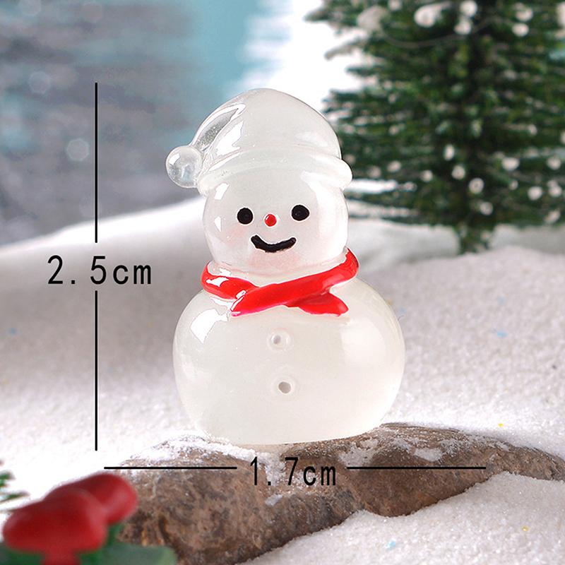 

Миниатюрный рождественский снеговик из светящейся смолы, светящийся в темноте, миниатюрная фигурка, крошечный снеговик, украшение для кукольного домика своими руками белый