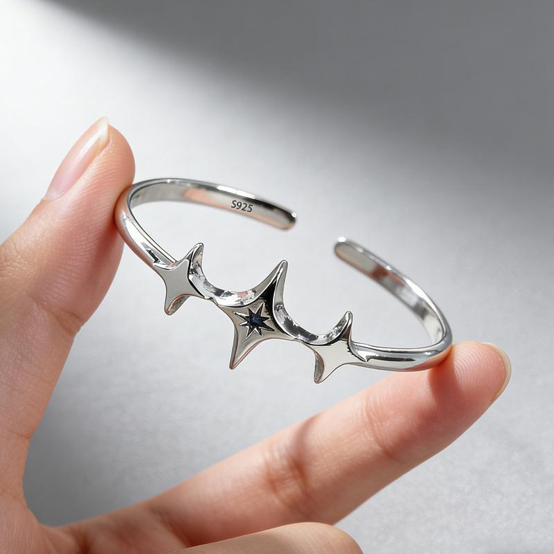 

PANJBJ 925 Sterling Silver Retro Bracelet for Women Geometric Handmade Blue Zircon Star Shape Simple Bracelet Birthday Gift