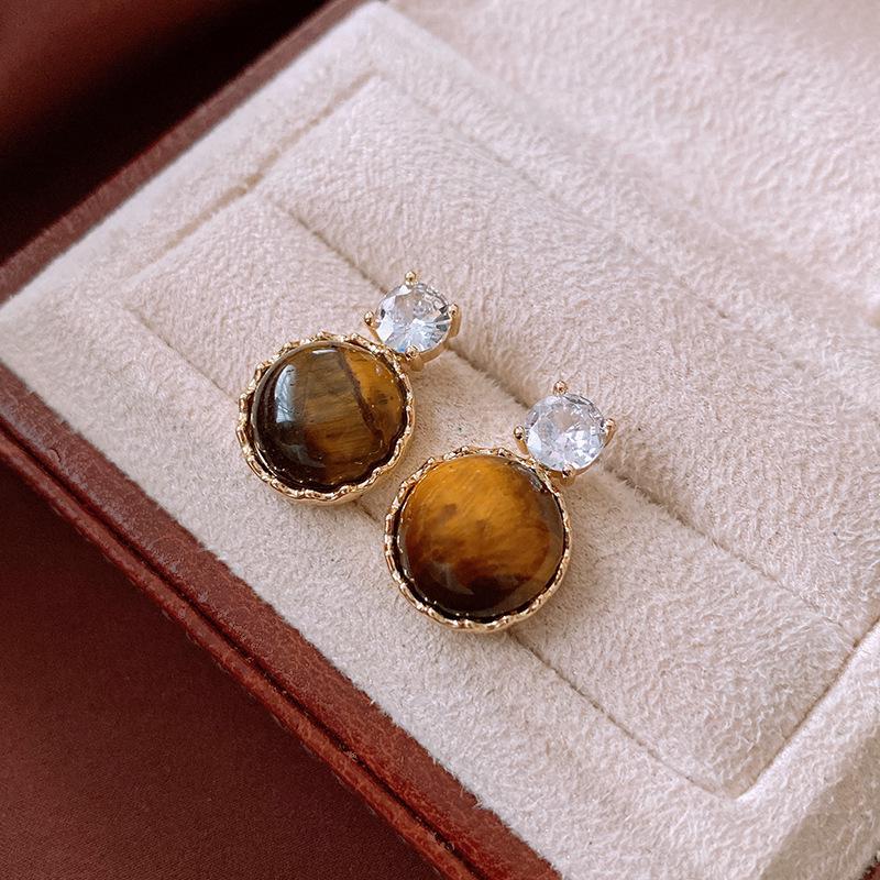 Melanoid Tiger Eye Heart Stud Earrings - Luxurious Fashion Jewelry Design