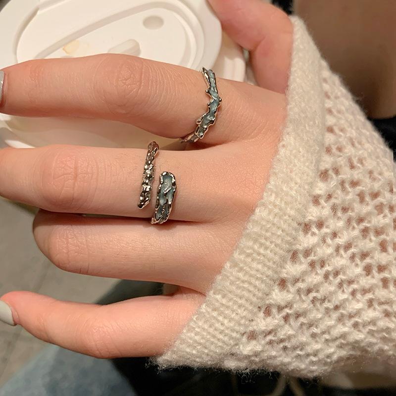 Mint Irregular Texture Ring Women'S Light Luxury Niche Design High Sense Fashion Personality Girlfriend Combination Ring