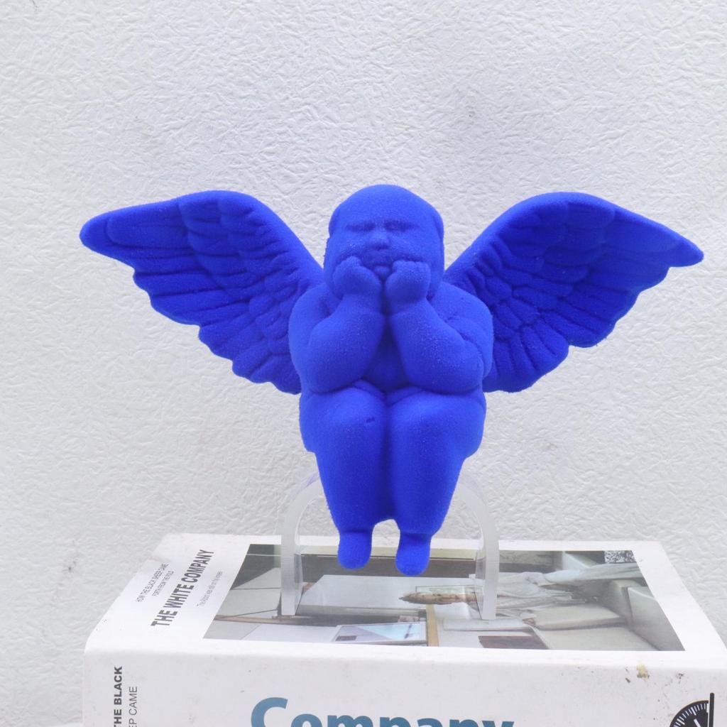 Krat Cat: Modern Abstract Art Cat Ornaments for Desktops and Coffee Tables