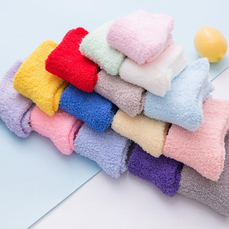 Winter Candy Farbe Korallen samt Frauen Warme Socken Plüsch Weibliche Verdickt Boden Schlafen Socke