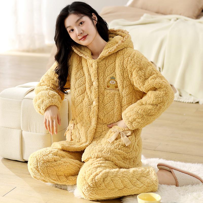 Coral Velvet Quilted Pajamas Women's Winter Three Layer Thick and Fleece Home Wear Women's Winter Flannel Thermal Set