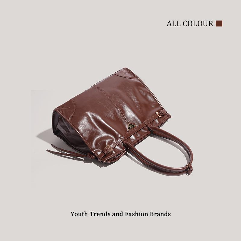 Bag Women's New Autumn and Winter Niche High-end Underarm Bag Large-capacity Commuter Shoulder Bag