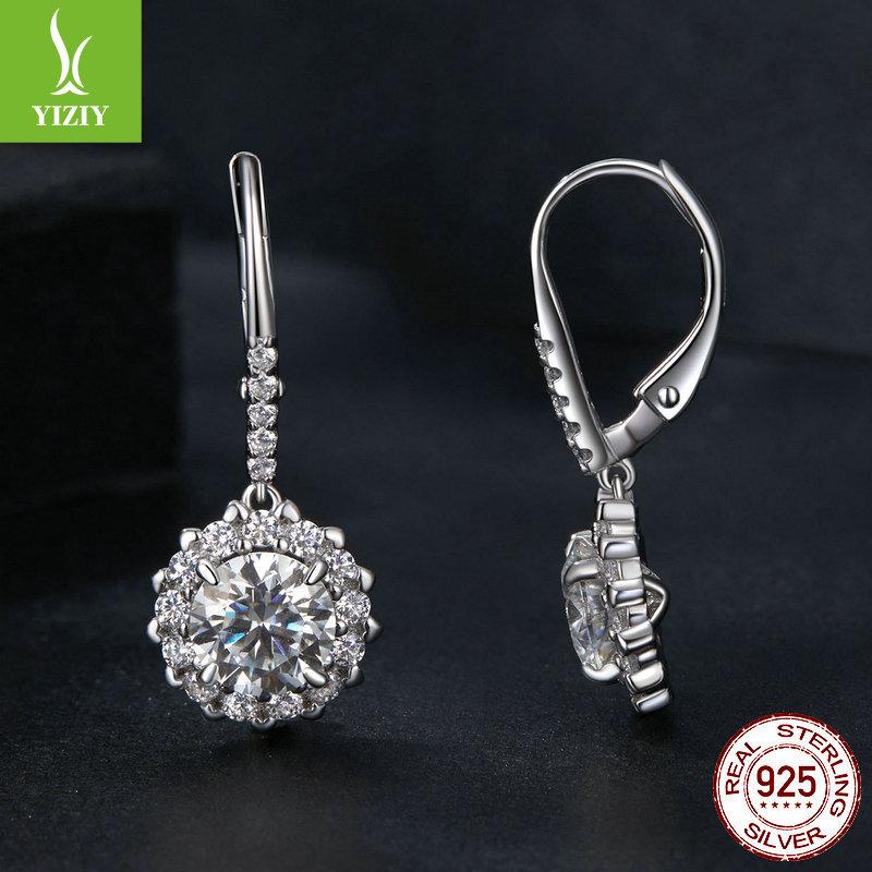 Simple Classic Sparkling One-Carat Buckle, Luxurious Charm Temperament S925 Sterling Silver Earrings Earrings
