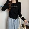 Fransk T-shirt med rund hals och lång ärm för kvinnor Vår och höst Ny designkänsla Oregelbunden enfärgad kort smal trycktopp