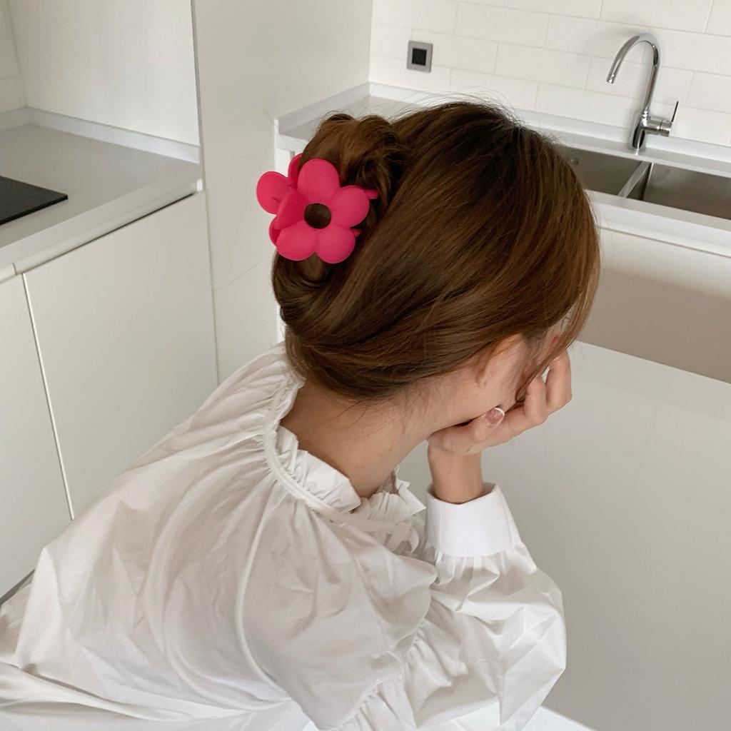New Women Fashion Frosted Colorful Flower Hair Clip Korean Style Hair Claw For Girl Clip Barrette Hair Accessories