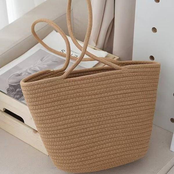 Nordic Straw Woven Beach Tote: Large Capacity, Summer Versatile, Single Shoulder Bag for Seaside Vacations