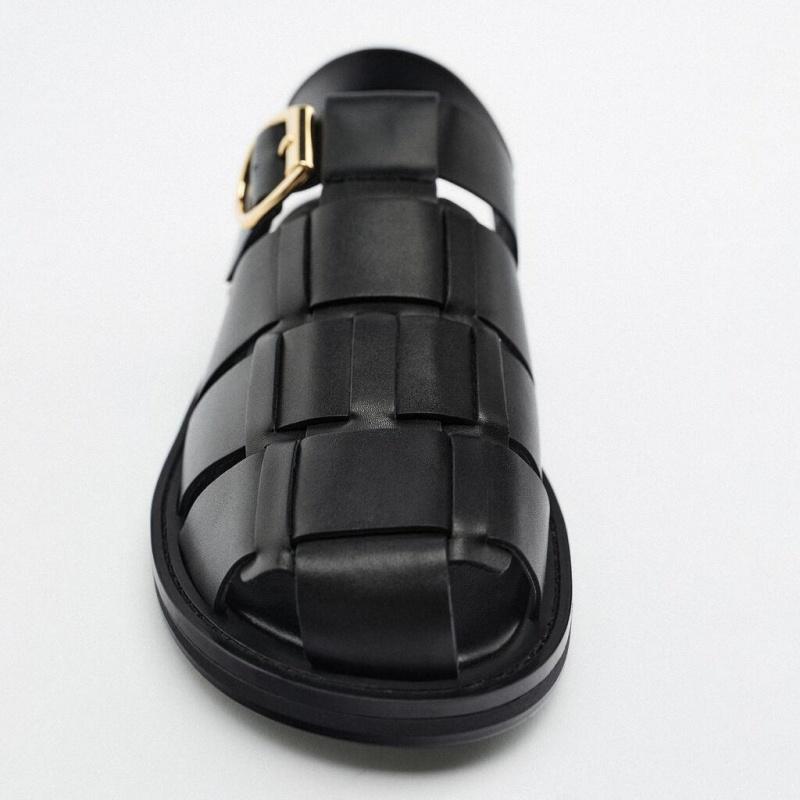 2025 New Roman Women Sandals Summer Outside Casual Comfortable Soft Bottom Versatile Beach Buckle Strap Women Sandals