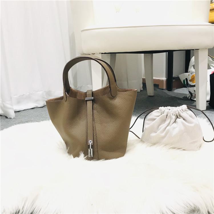 Moda Sepet Çanta Kadın Çantası El Çantası Yeni Rahat Üst Katman İnek Derisi Kova Çanta