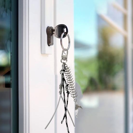 2/4/6Pcs Alloy Fishbone Keychain Pendant Black Rope Design Lightweight Key Chain Backpacks Cars Key Organizer Accessories