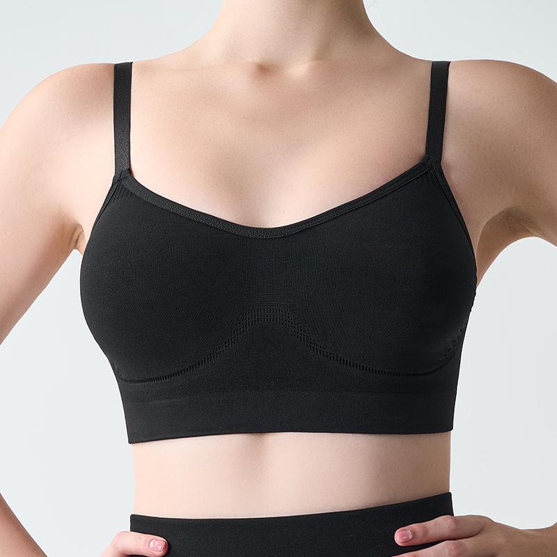 

Бесшовный спортивный бюстгальтер Kardashian Sculpt с высокой степенью поддержки Medium чёрный