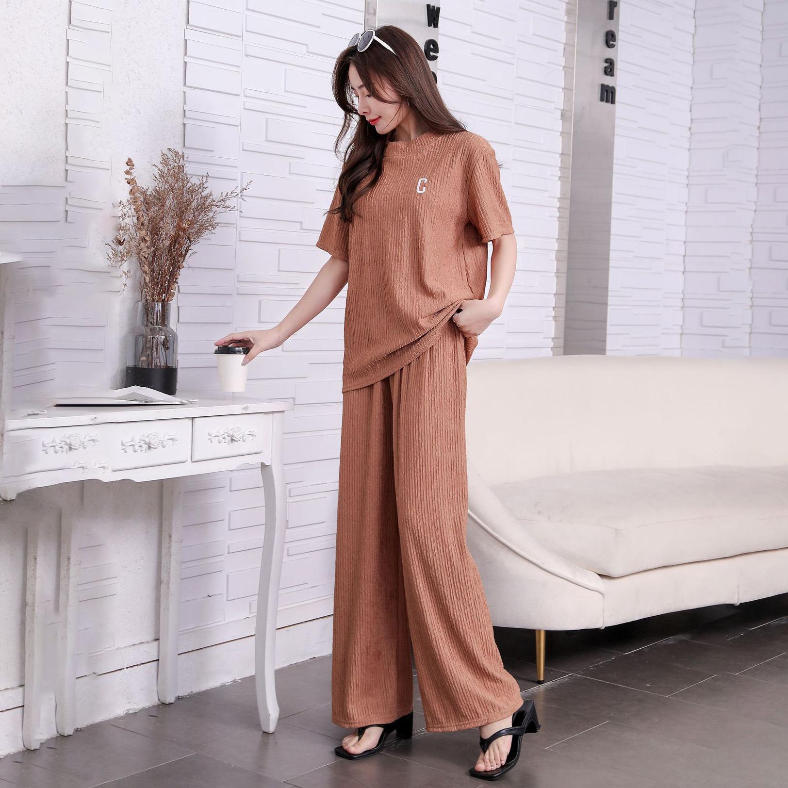 

Топ с короткими рукавами и вышивкой морщин, прямые широкие длинные брюки, комплект, женские повседневные пижамы из 2 предметов, домашняя одежда, одежда для дома One size оранжевый