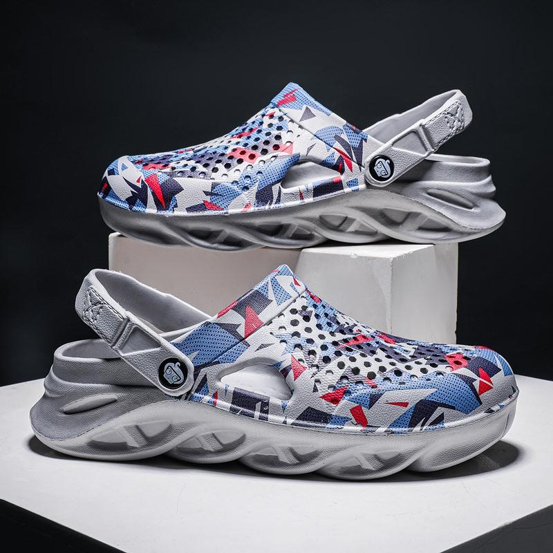 

Summer new lightweight hollow breathable beach shoes Korean version personalized outdoor two wear sandals large size men s hole shoes 45