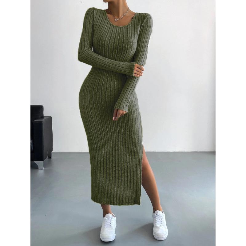 2025 Autumn/Winter Bestseller: European and American Women's Long-Sleeved Round Neck Slit Knit Dress.