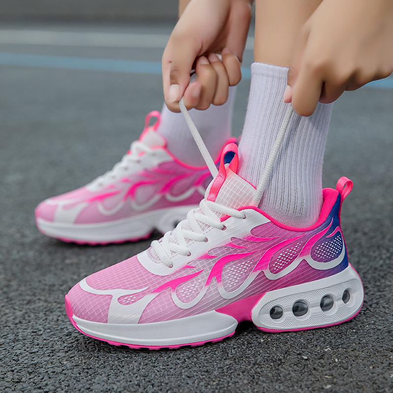 Outdoor New Breathable Mesh Sports Shoes Women's Casual Shoes Students Lightweight Travel Running Shoes 2025