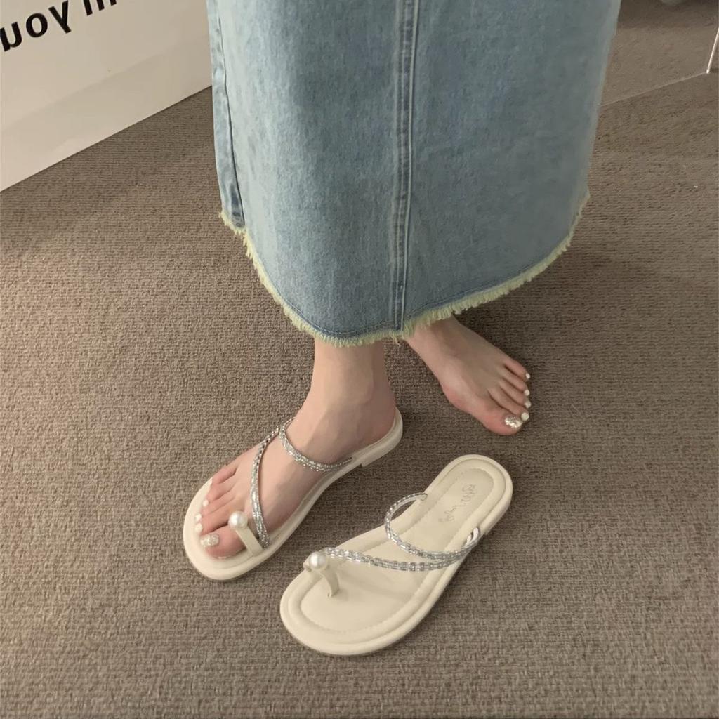 Fairy Slippers Female Outer Wear Summer 2025 New Korean Version Rhinestone Temperament French Evening Wind with Skirt Flat Bottom Sandals