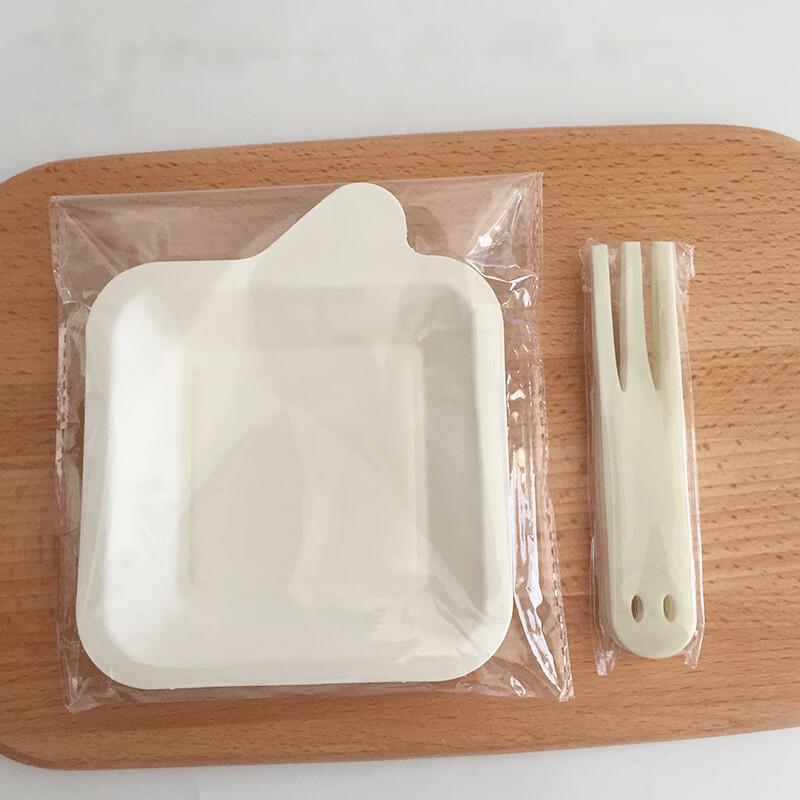

Disposable Thick Cake Plate & Fork Set