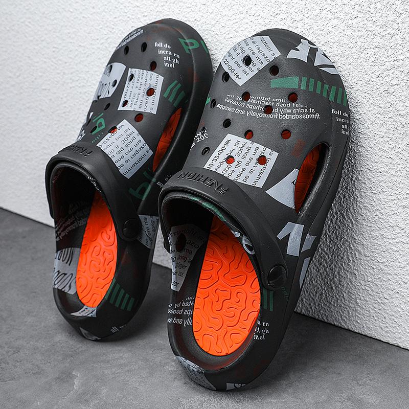 Summer Slippers Men New Slip On Sandals Men 2025 Casual Beach Shoes For Men Comfortable Walking Sandals Men Slides Flips Flops