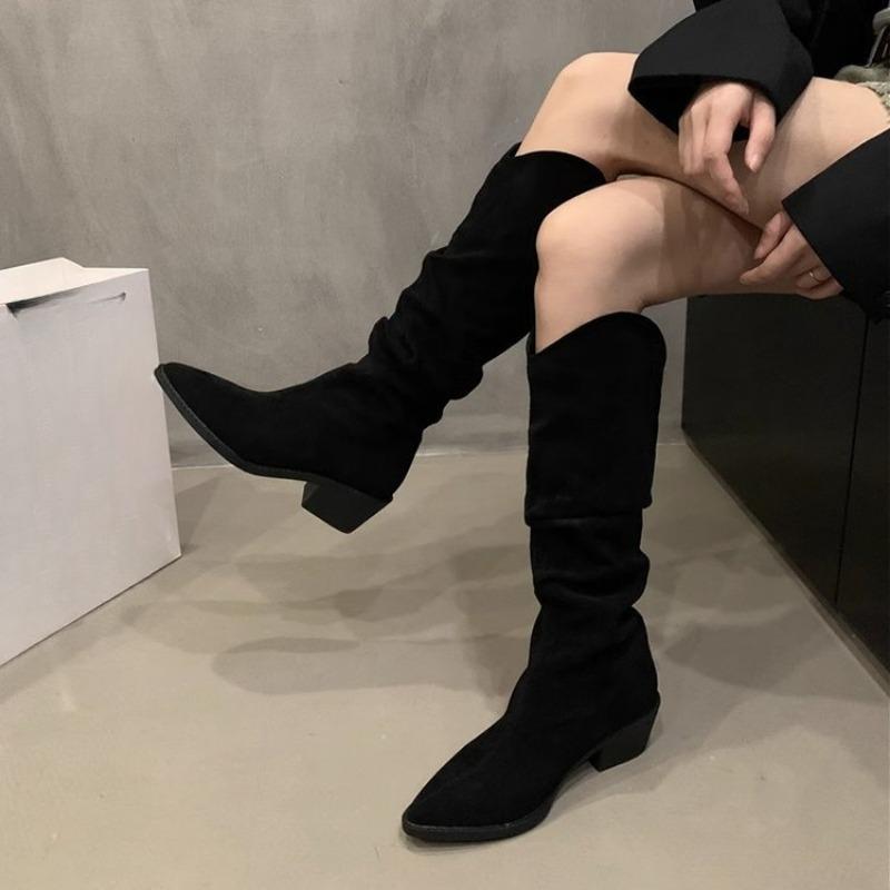 The New Shoes Are Thin, Niche, Thick-heeled, Pointed Boots and Low-heeled Long Boots
