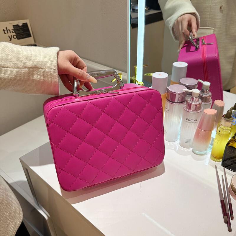 MDNG Quilted Diamond Cosmetic Travel Bag Large