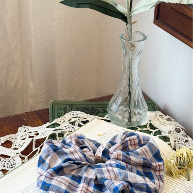 

Джемпер Фэй клетка резинка для волос Фэй клетка резинка для волос faye check hair chouchou