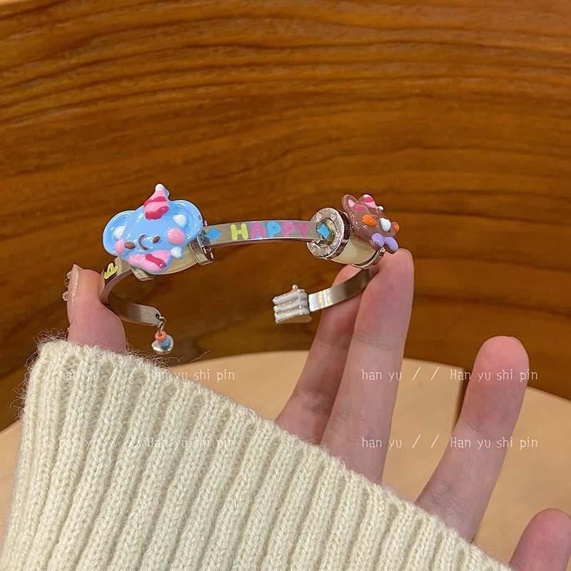 

Bear Party Bracelet Adjustable Cartoon Bear Graffiti Bracelet Girlfriend Bracelet Handmade 2025 New Accessories