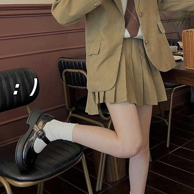 Thick-soled black Japanese jk small leather shoes 2025 retro British style round head shallow mouth Mary Jane shoes