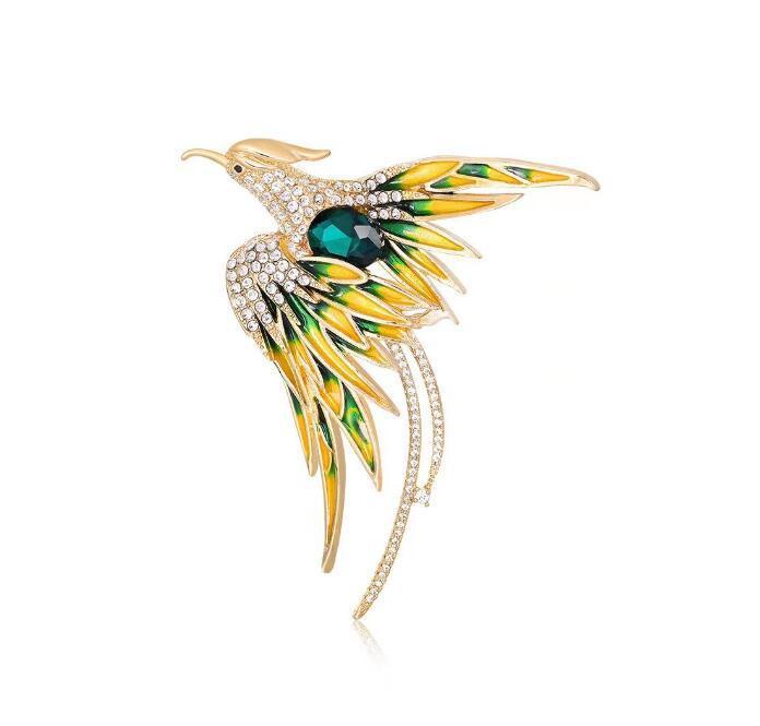 Inlaid Colored Diamond Peacock Brooch: Luxurious Retro Palace Style with Pearlescent Elegance