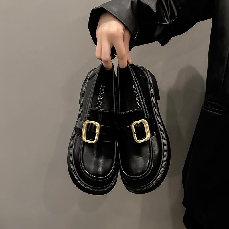 

Loafers platform shoes autumn 2025 new one-pedal explosion spring and summer high-end British style soft-soled small leather shoes 38 чорний