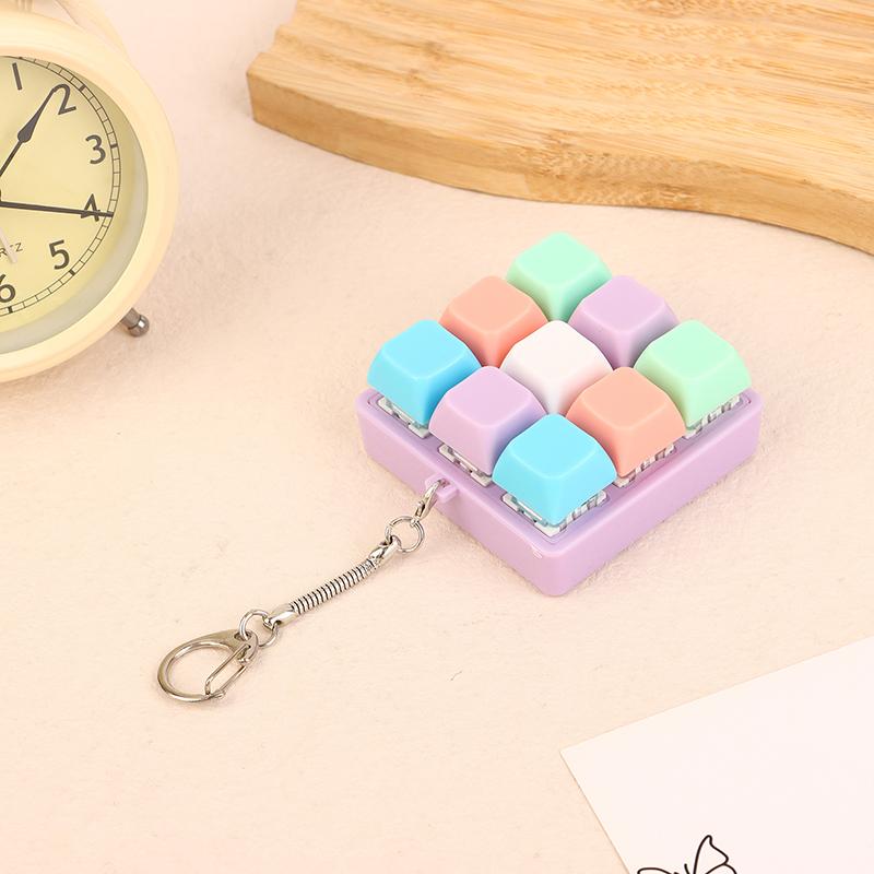 9 Taster Firkantede Tastaturtaster Nøkkelring Fidget Leke Fest Stresslindring DIY Tastaturtaster Leke Tastaturhetter Fingerknapp Fidget