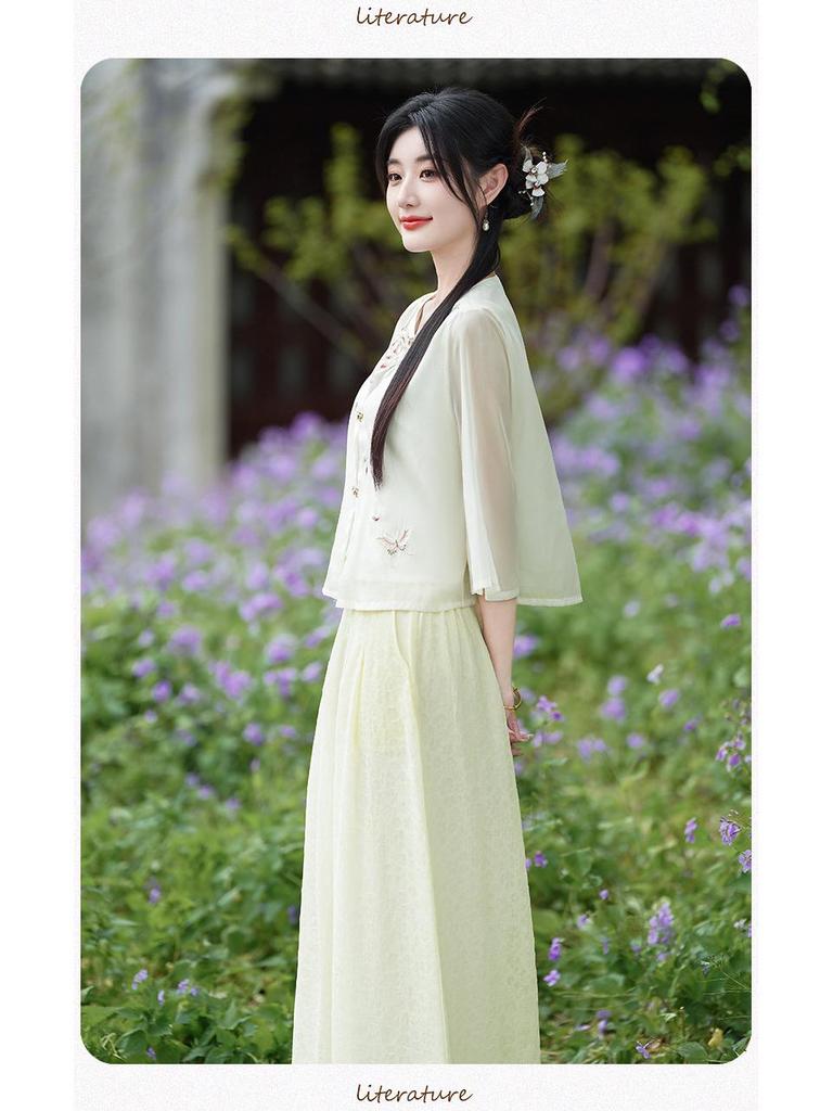 2025 Summer Retro Embroidery Tang Suit & Wide-Leg Pants Hanfu Set