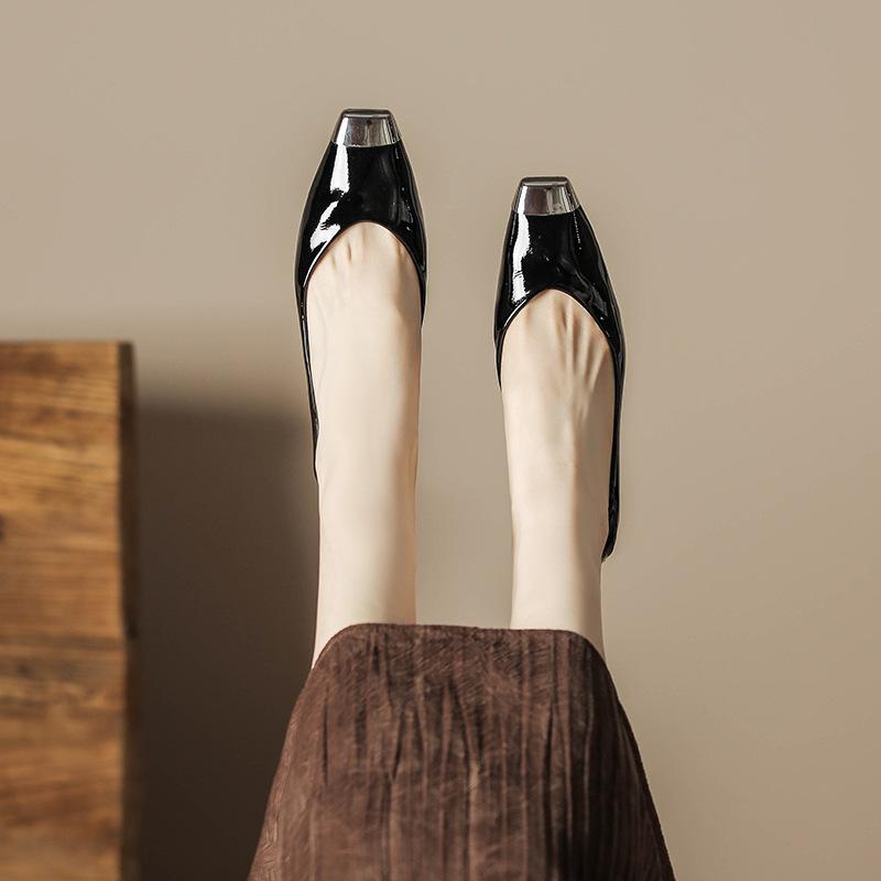 

H986-1 Ранняя весна 2025 новая женская обувь железный носок толстый каблук высокие каблуки маленький ароматный стиль Майяр квадратный носок обувь дети 34 чёрный