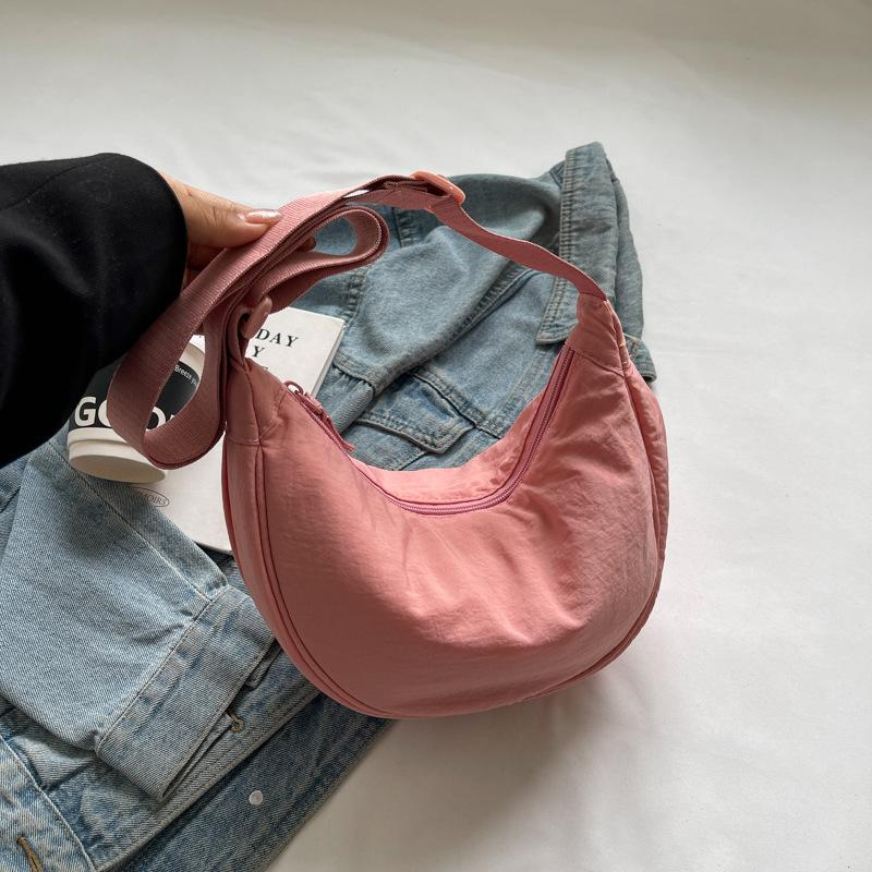Casual Minimalist Crescent Zipper Shoulder Bag, All-Match Versatile Handbag For Daily Use, Sports Bag