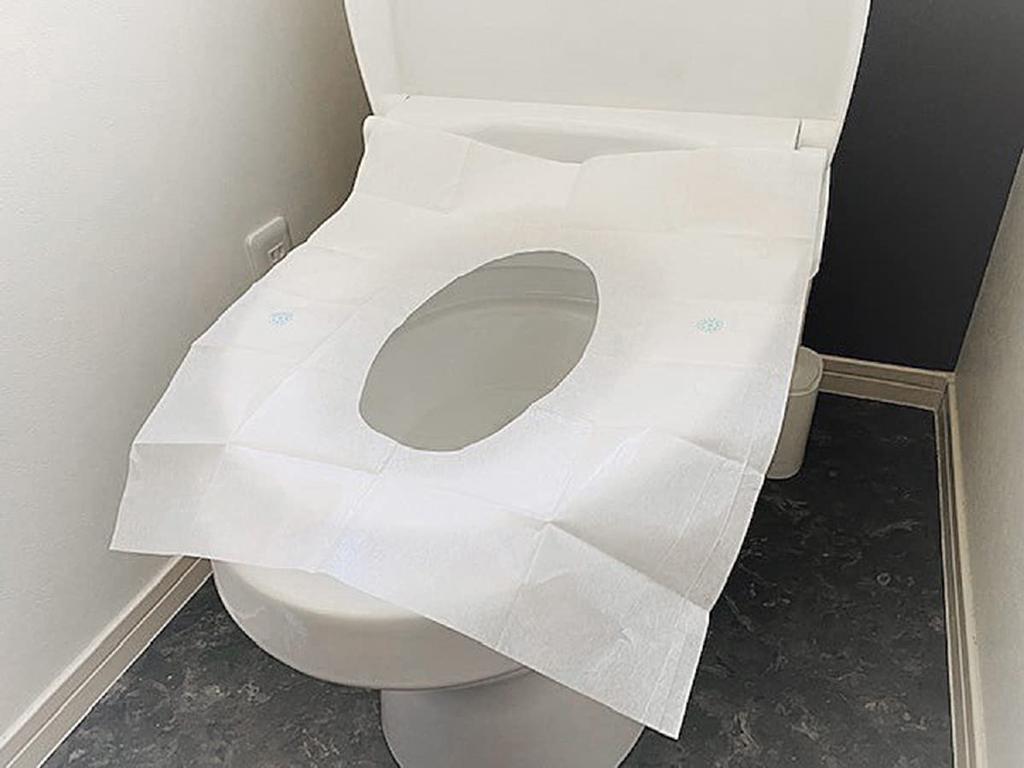 Toilet Seat 70 Sheets X 2 Box Toilet Seat Nursing Care Hollow Laid Flushable After Non-slip Sheet, Set, Cover, Product, Type, Down, Disposable, Use,