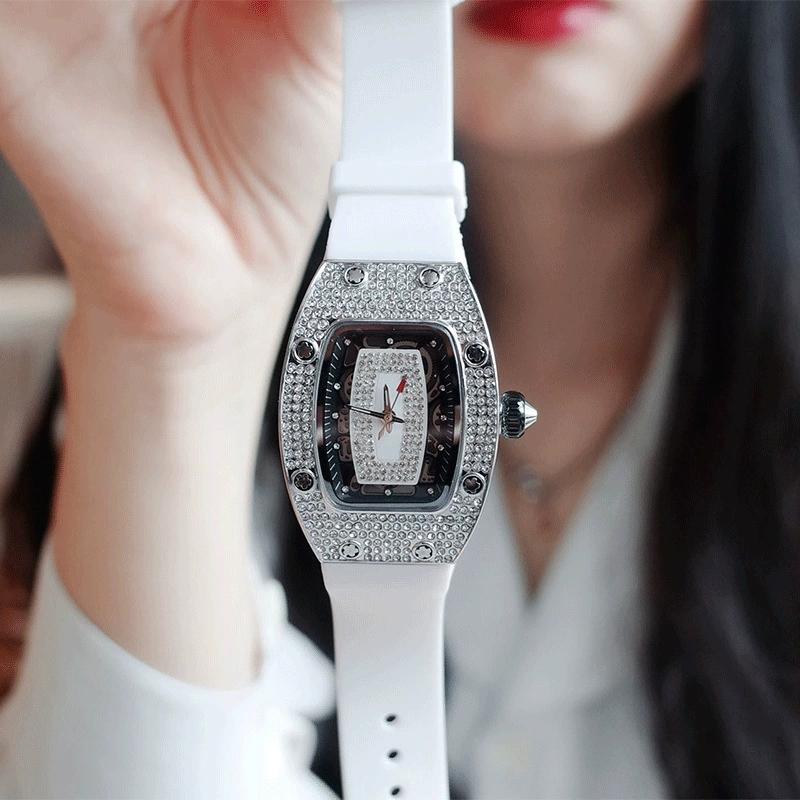 New Luxury Diamond Watch For Women Elegant Tonneau Original Design Watches Fashion Ice Out Sport Rubber Strap 3ATM Waterproof