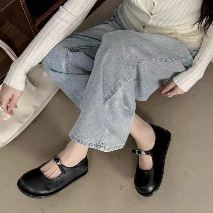 One Word with Small Fragrant Wind Shallow Mouth Mary Jane Shoes Women's Summer 2025 New Casual Breathable Soft Sole Big Head Single Shoes
