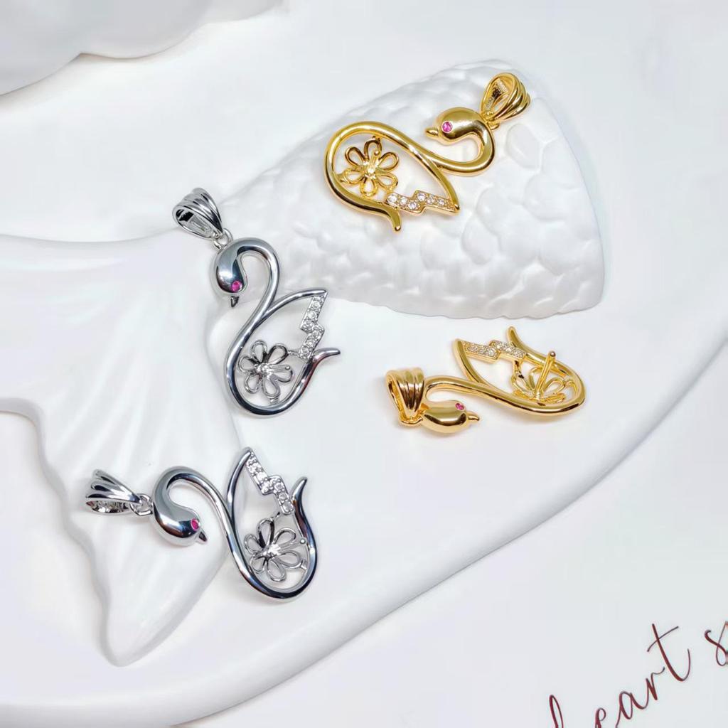 18K Gold-Plated Swan Pearl Pendant Necklace