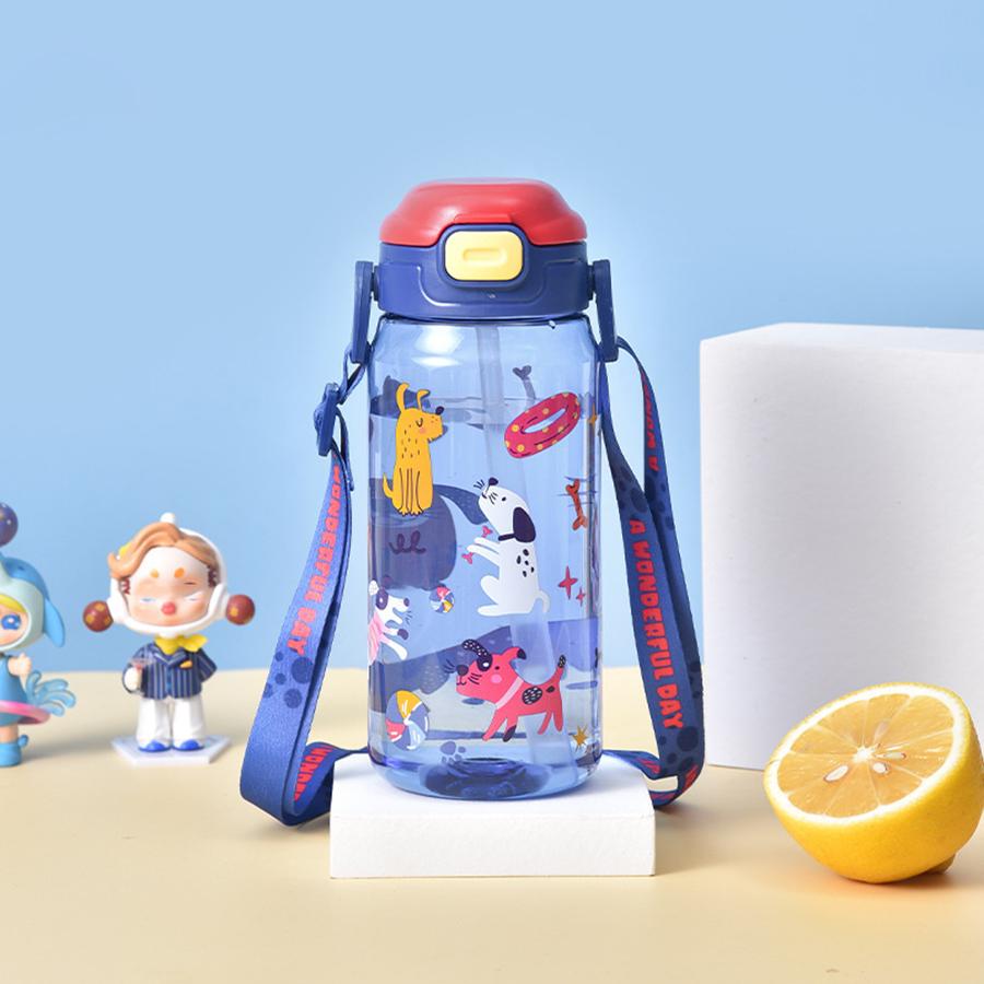 

550 мл Милая мультяшная бутылка для воды Герметичная пластиковая соломинка Портативная чашка для спорта на открытом воздухе Вода для путешествий Большая емкость бутылки F6A6