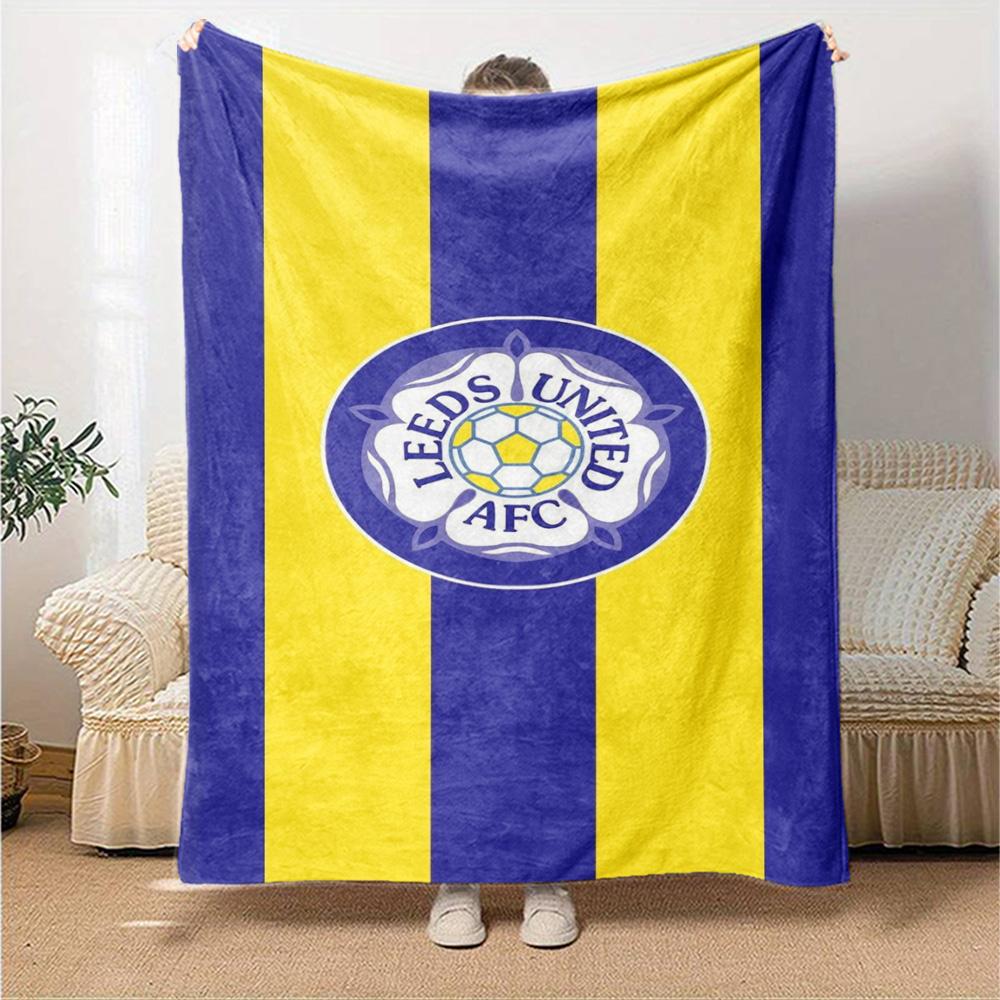 Leeds United Print Flannel Blanket High Quality Warm Comfortable Cover for All Seasons Perfect for Gifts Home Decor