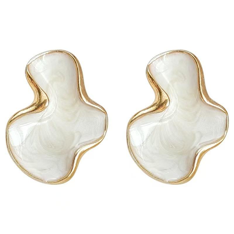 Vintage French Geometric Cloud Studs Ladies White Enamel Niche Design Minimal Grace Ear Jewelry Elegant Daily Party Delicate