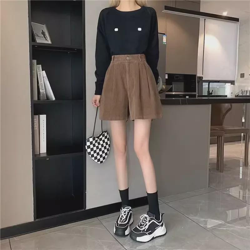 Large Size Women's Corduroy Wide-Leg Shorts - High Waist, Versatile, Casual Fall/Winter Style