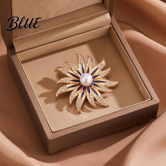 Anti-rust Brooch Pin Sunflower Shape for Women Rhinestones Inlaid Women