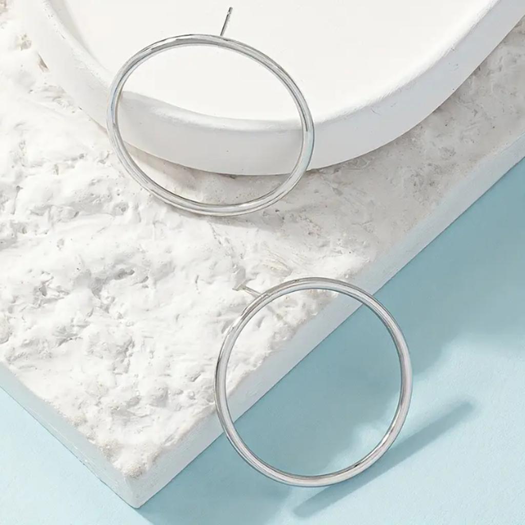 Simple Geometric Cold Style Round Fashion Versatile and Elegant Ladies Earrings