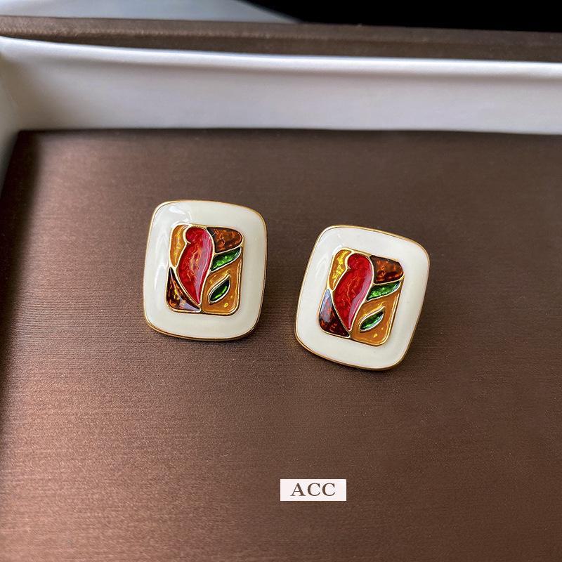 Medieval Retro Palace-Style Luxurious Round Earrings