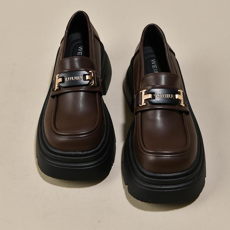 

Женские черные лоферы на платформе весна и осень 2025 новая ретро толстый каблук одинарная обувь платформа маффин британский стиль маленькие кожаные туфли 40 коричневый
