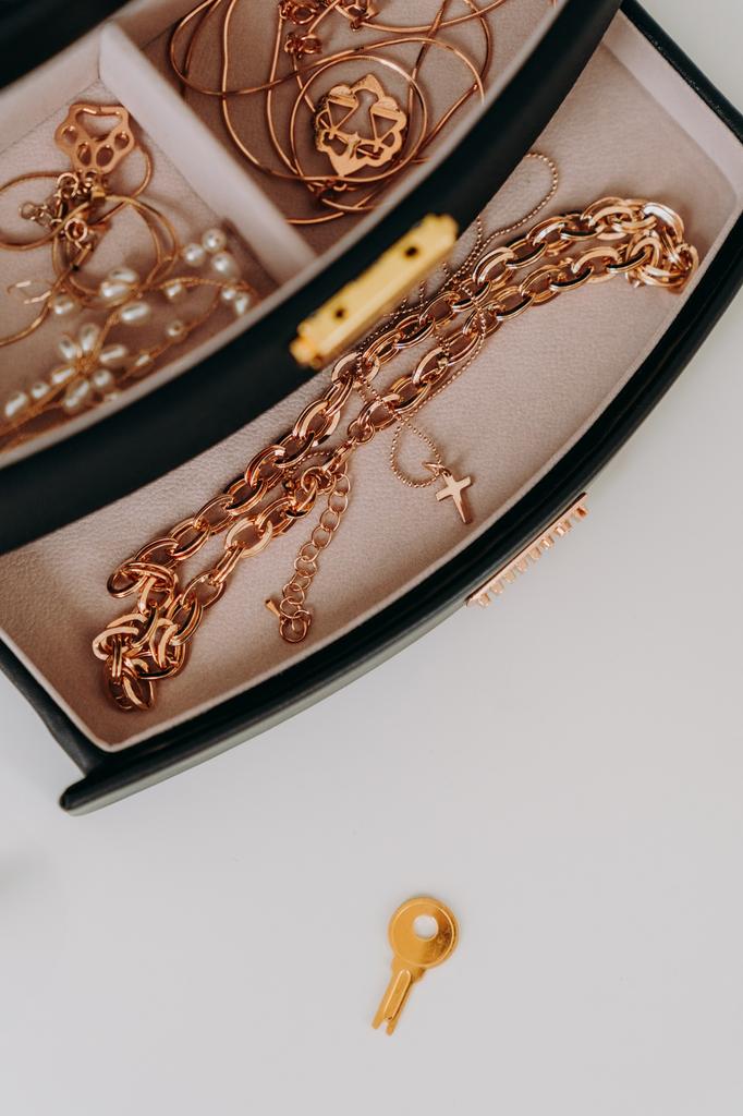 Elegant Jewelry Box - Peterson