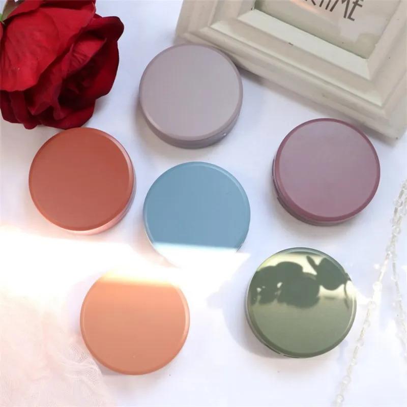 

Contact Lens Kit: 6 pcs of lens containers, cosmetic lens boxes, lens applicator, insertion tool