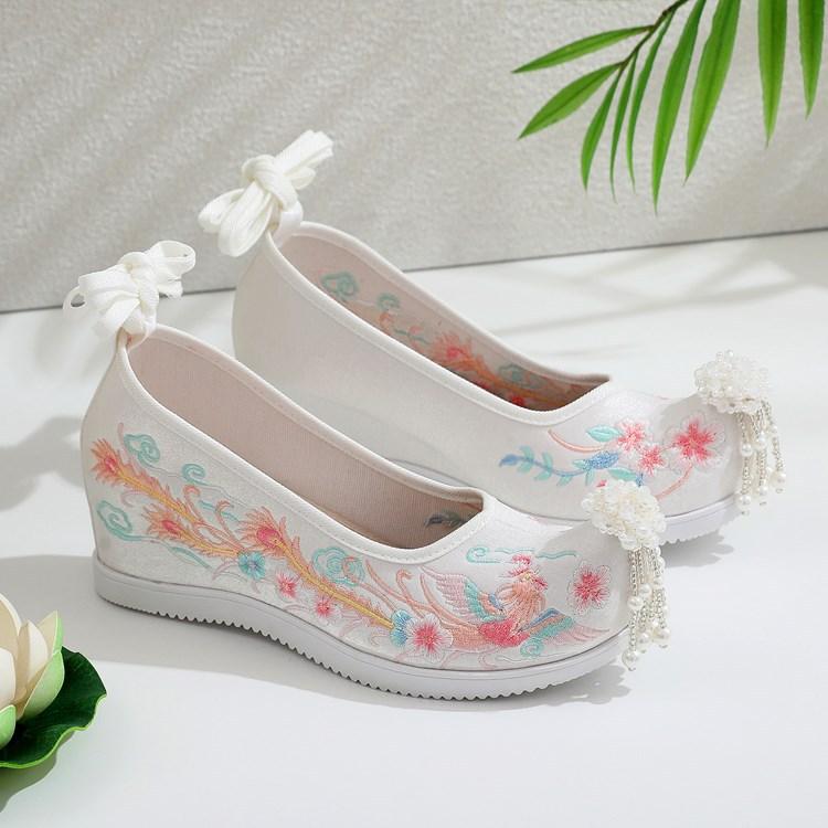 Fashion 6-CMOriental Elegance Beaded - Tassel Embroidered Raise Your Head Wedges | Hanfu - Friendly Classical - Style Shoes